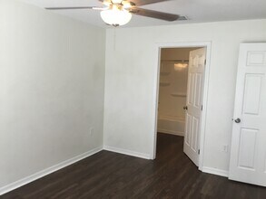 10225 Summerview Cir in Riverview, FL - Building Photo - Building Photo