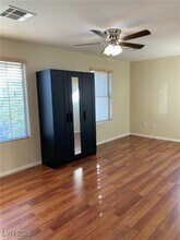 5286 Soledad Summit Ave in Las Vegas, NV - Foto de edificio - Building Photo