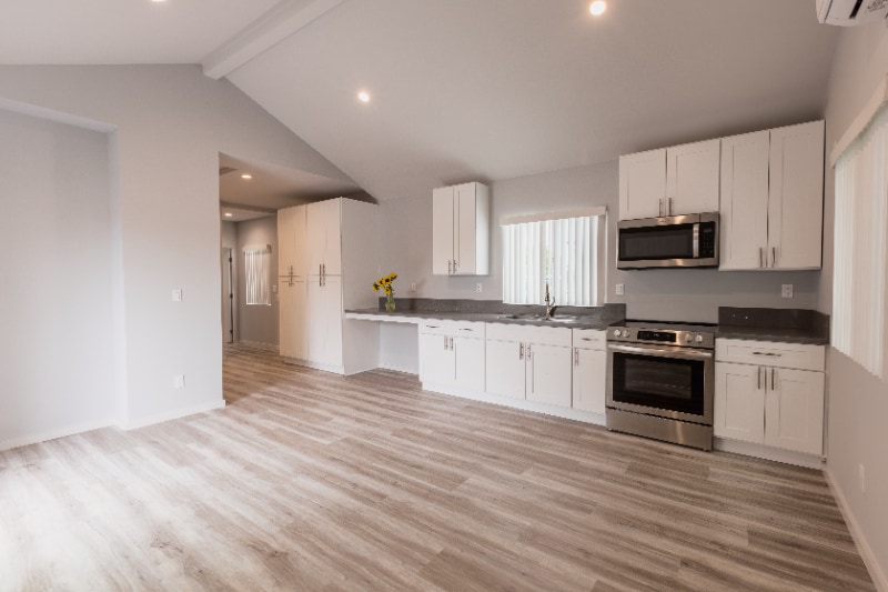 2191 Chestnut Ave in Long Beach, CA - Building Photo