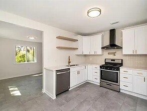 38 Lourando Dr in Mobile, AL - Building Photo - Building Photo