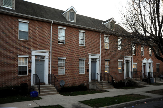 Allison Hill Townhomes in Harrisburg, PA - Building Photo - Building Photo