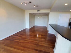 250 Park Ave W NW in Atlanta, GA - Building Photo - Building Photo