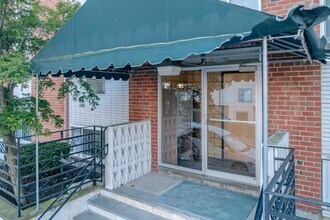 2 Larose Pl in Boston, MA - Building Photo - Building Photo