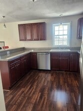 24 Bittersweet Blvd, Unit Apt 1 in Worcester, MA - Building Photo - Building Photo