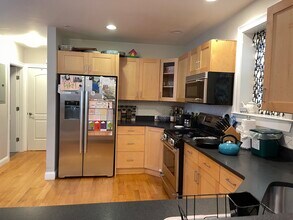 11 Oakland St in Cambridge, MA - Building Photo - Building Photo