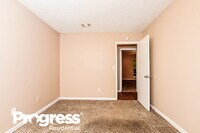 712 Fieldstone Dr photo'