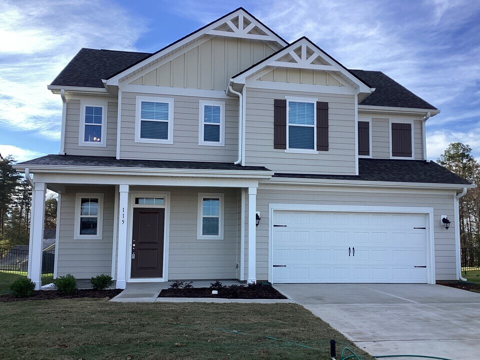 115 Hazel Pk Dr in Mooresville, NC - Building Photo