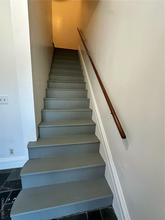 118 W Main St in Middletown, NY - Building Photo - Building Photo