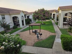 2501 Hibiscus Ave in McAllen, TX - Building Photo
