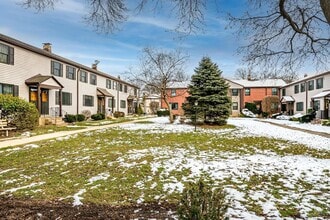 206 Newman St in Metuchen, NJ - Building Photo - Building Photo