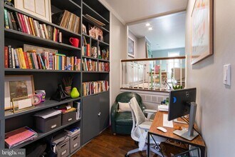 1230 Rodman St in Philadelphia, PA - Building Photo - Building Photo