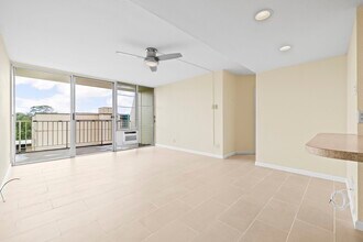 95-2057-2057 Waikalani Pl in Mililani, HI - Building Photo - Building Photo