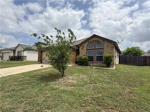 531 Parkfield Ln in Temple, TX - Building Photo - Building Photo