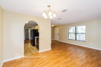 2001 Nicklaus Dr in Melbourne, FL - Building Photo - Building Photo