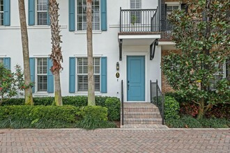 137 N Cannery Row Cir in Delray Beach, FL - Building Photo - Building Photo