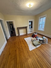 21 Branch St in Worcester, MA - Foto de edificio - Building Photo