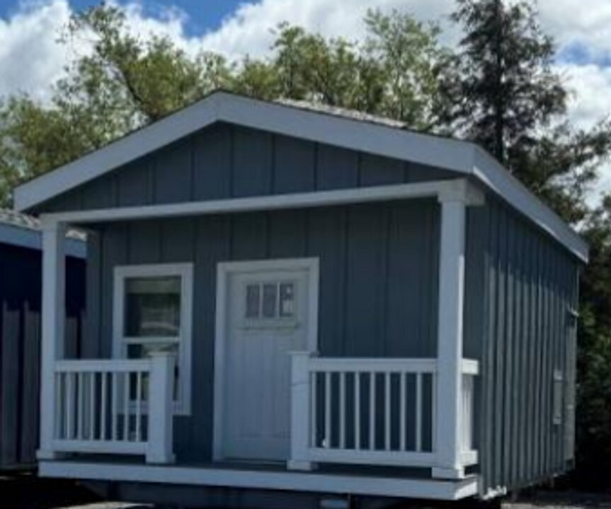 2301 Beach Ln in Lakeport, CA - Building Photo