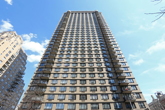 Gracie Mews in New York, NY - Foto de edificio - Building Photo