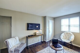 301 S Granby St-Unit -C in Richmond, VA - Building Photo - Building Photo