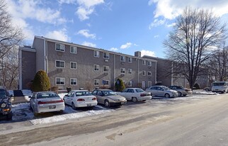 Simmons Village II Apartments in Johnston, RI - Building Photo