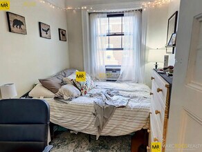 54 Babcock St, Unit 2 in Brookline, MA - Building Photo - Building Photo