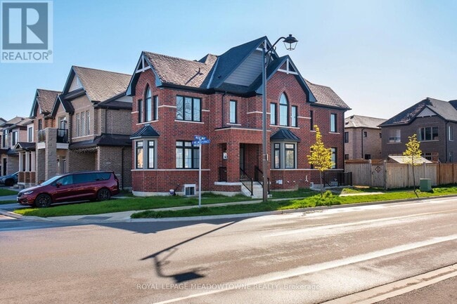 property at 1410 Wellwood Terrace