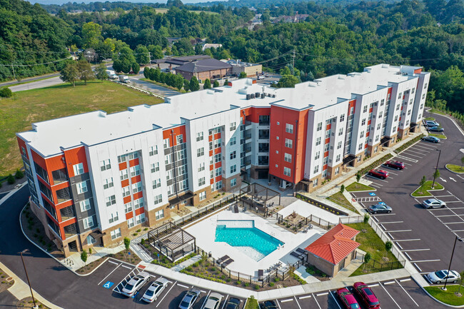 Cedar Pointe Apartments