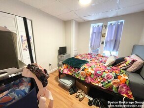 1572 Tremont St, Unit 3 in Boston, MA - Building Photo - Building Photo