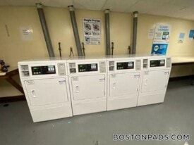 44 Estes St, Unit 8 in Lynn, MA - Building Photo