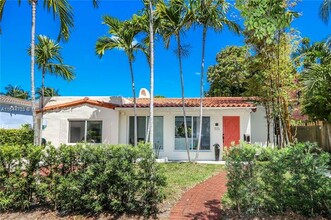 1535 Bay Dr in Miami Beach, FL - Building Photo - Building Photo