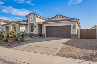 25443 W Graham Trl in Buckeye, AZ - Building Photo - Building Photo
