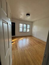 2326 W Burnham St in Milwaukee, WI - Building Photo - Building Photo
