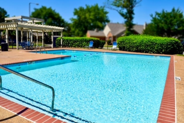 Hedgerow Apartments in Memphis, TN - Foto de edificio - Building Photo