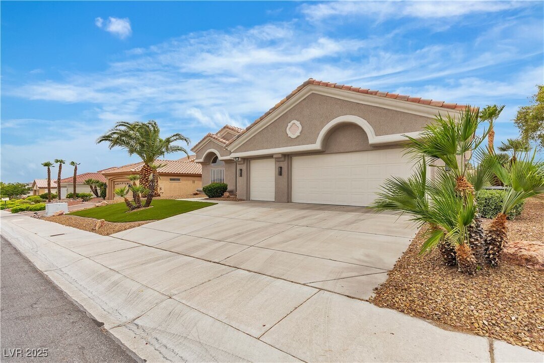 9513 Villa Ridge Dr in Las Vegas, NV - Building Photo
