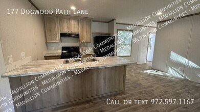 177 Dogwood Path Ln in Hendersonville, NC - Building Photo - Building Photo
