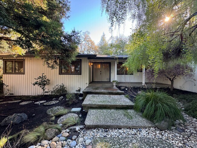 1 Kirkcrest Ct in Alamo, CA - Building Photo - Building Photo