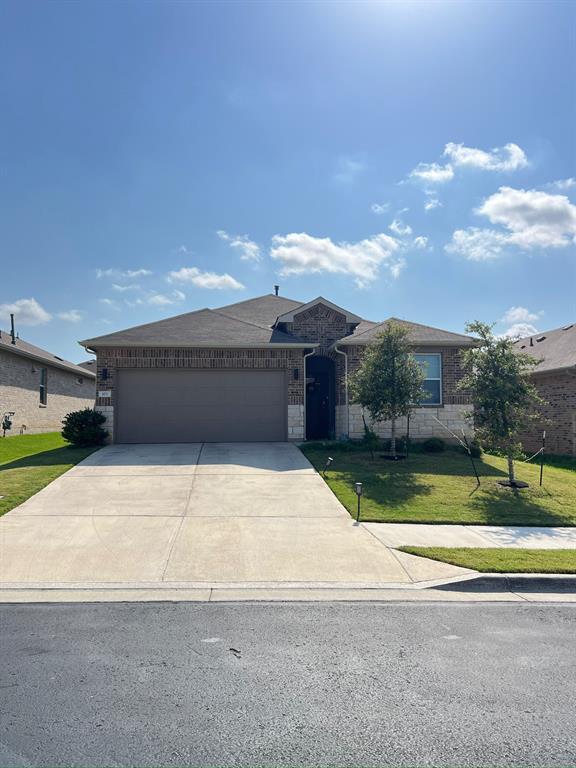 property at 105 Mackinac Ln