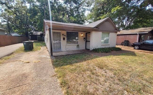 property at 3527 Vanuys Rd
