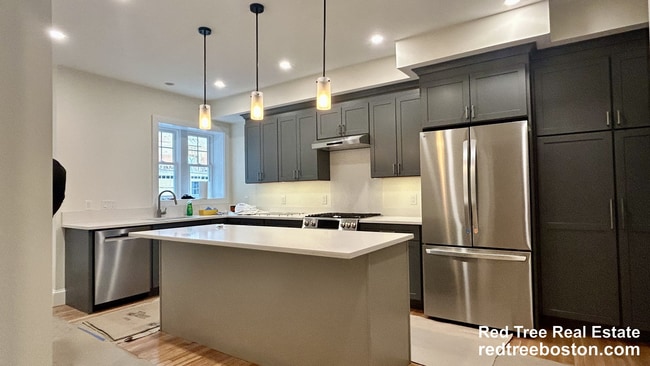 10 Dwight St, Unit 2, Unit 2