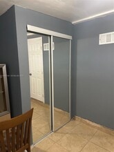 1041 NW 196th St in Miami, FL - Building Photo - Building Photo