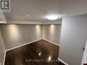 39 Frankton Crescent in Toronto, ON - Building Photo - Building Photo