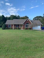 104 Duck Spring Rd in Toney, AL - Building Photo