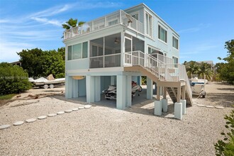 1122 Coates Ln in Cudjoe Key, FL - Building Photo - Building Photo