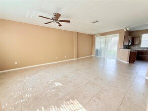 12298 Country White Cir in Tampa, FL - Building Photo - Building Photo