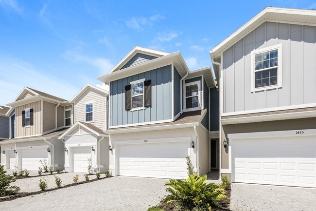 1437 Tristar Dr in Plant City, FL - Building Photo - Building Photo
