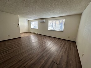 Shangri La of Klamath Falls in Klamath Falls, OR - Building Photo - Interior Photo