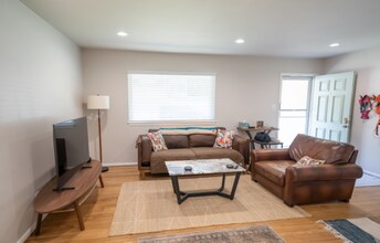 4020 Eldridge St in Fort Worth, TX - Foto de edificio - Building Photo