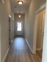 561 Whispering Waters Ave in Gonzales, LA - Building Photo - Building Photo
