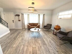 8211 128th St in Seminole, FL - Building Photo - Building Photo