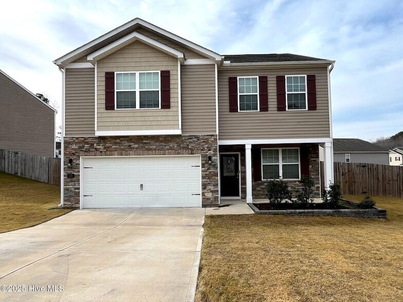 275 Roberts Pl in Carthage, NC - Building Photo